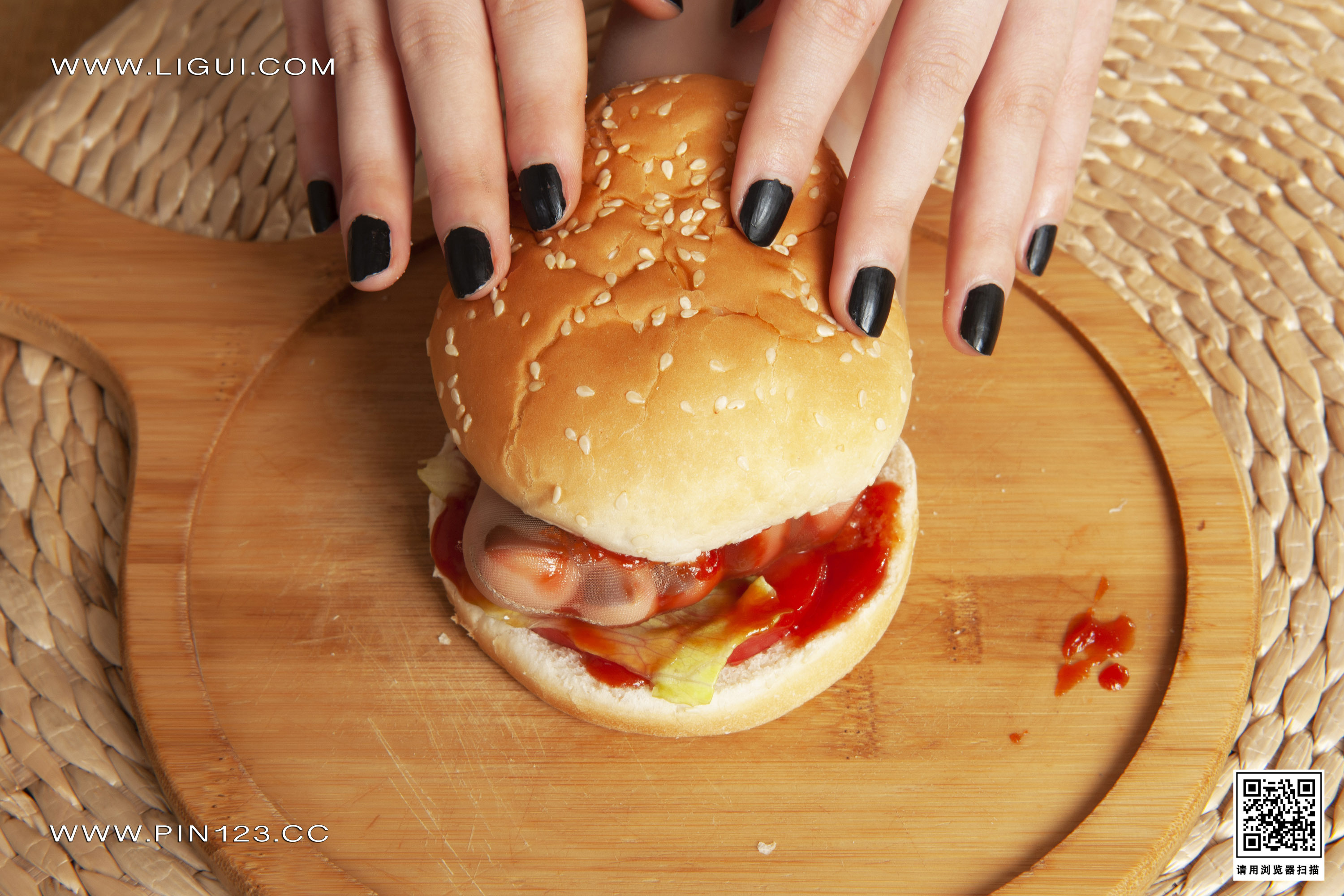 Ligui丽柜 2023.04.24 《肉丝汉堡》 橙子